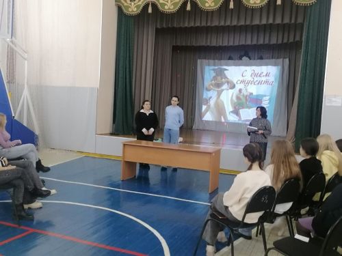 Олы Кибәче яшьләре - булачак укытучылар, фармацевтлар, экологлар...