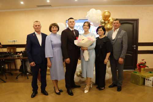 Гаилә көне уңаеннан Сабаның яшь парлары өчен гаилә фестивале узды