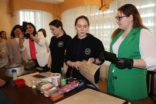Гаилә көне уңаеннан Сабаның яшь парлары өчен гаилә фестивале узды