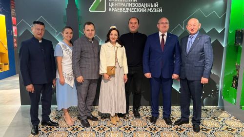 Сабага  «Бөтендөнья татар конгрессы»ның Башкарма комитет рәисе урынбасары Ирек Шәрипов килде