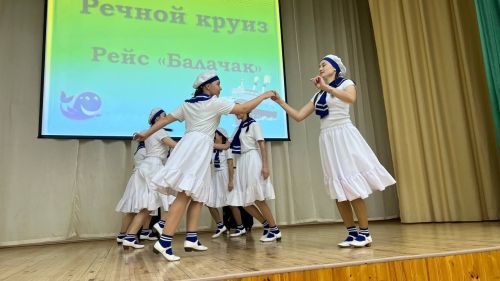 Әти-әниләр тәрбиячеләр белән берлектә  «Тату балалар бакчасы сере»н ачыкладылар (фоторепортаж)
