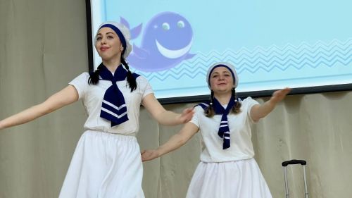 Әти-әниләр тәрбиячеләр белән берлектә  «Тату балалар бакчасы сере»н ачыкладылар (фоторепортаж)