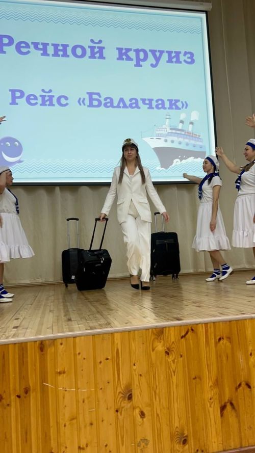 Әти-әниләр тәрбиячеләр белән берлектә  «Тату балалар бакчасы сере»н ачыкладылар (фоторепортаж)