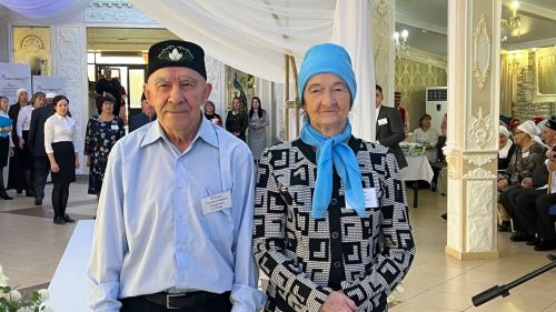 Сабада 50 һәм 60 ел бергә гомер иткән алтын һәм бриллиант парларны хөрмәтләделәр (фоторепортаж)