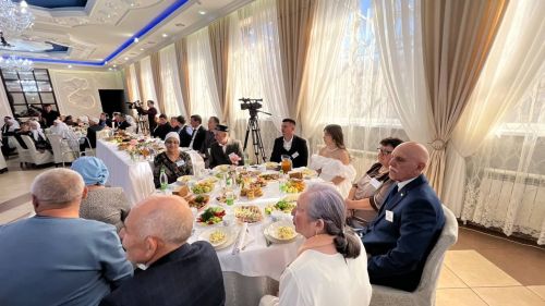 Сабада 50 һәм 60 ел бергә гомер иткән алтын һәм бриллиант парларны хөрмәтләделәр (фоторепортаж)