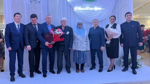 Сабада 50 һәм 60 ел бергә гомер иткән алтын һәм бриллиант парларны хөрмәтләделәр (фоторепортаж)