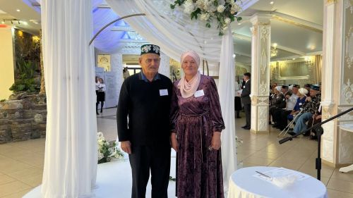 Сабада 50 һәм 60 ел бергә гомер иткән алтын һәм бриллиант парларны хөрмәтләделәр (фоторепортаж)