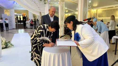 Сабада 50 һәм 60 ел бергә гомер иткән алтын һәм бриллиант парларны хөрмәтләделәр (фоторепортаж)