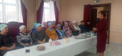 Туктар авылында узган уңыш бәйрәмендә халыкны бәлеш белән сыйладылар