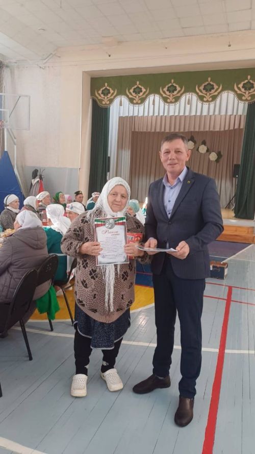 Олы Кибәче авылында өлкәннәрне хөрмәтләделәр