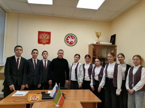 Авыл җирлеге башлыгы  мәктәп укучыларын кабул итте