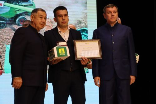 Иген иккәнне һәркем хөрмәт иткән
