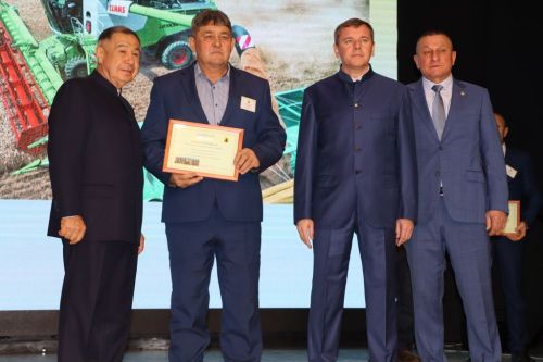 Иген иккәнне һәркем хөрмәт иткән
