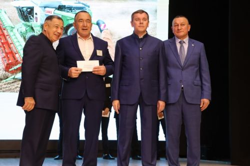 Иген иккәнне һәркем хөрмәт иткән