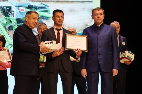 Иген иккәнне һәркем хөрмәт иткән