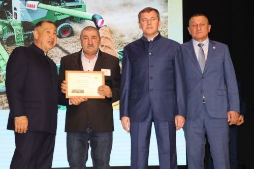 Иген иккәнне һәркем хөрмәт иткән