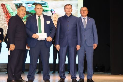 Иген иккәнне һәркем хөрмәт иткән