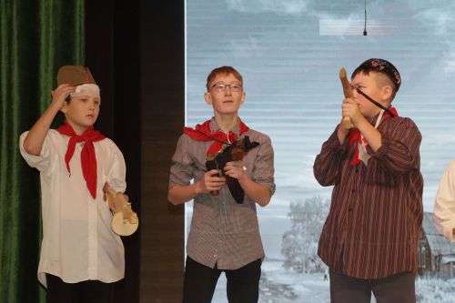 Бүген район мәдәният йортында Шәүкәт Биктимеров исемендәге республика балалар театр сәнгате конкурсының финалы узды