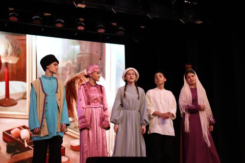 Бүген район мәдәният йортында Шәүкәт Биктимеров исемендәге республика балалар театр сәнгате конкурсының финалы узды