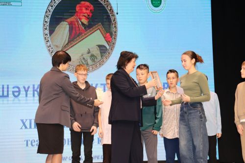 Бүген район мәдәният йортында Шәүкәт Биктимеров исемендәге республика балалар театр сәнгате конкурсының финалы узды