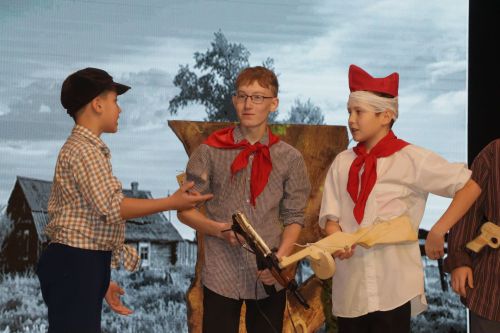 Бүген район мәдәният йортында Шәүкәт Биктимеров исемендәге республика балалар театр сәнгате конкурсының финалы узды