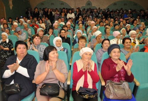 Әниләр тик шатлыктан еласын...