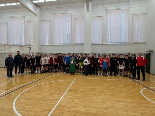 Районыбыз спортчылары истәлегенә волейбол буенча турнир узды