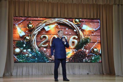 Сабада  әтиләре махсус хәрби операциядә булган мәктәпкәчә яшьтәге балалар өчен Чыршы бәйрәме узды