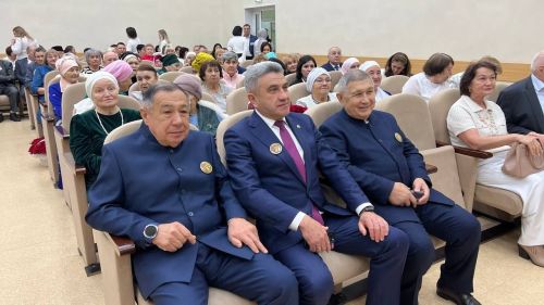 “100 елга сузылган якты юл...”  (фоторепортаж 1  өлеш)