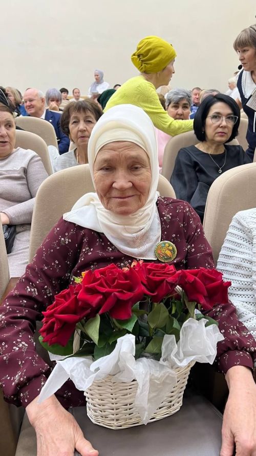 “100 елга сузылган якты юл...”  (фоторепортаж 1  өлеш)
