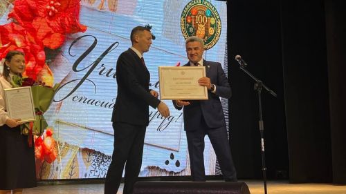 “100 елга сузылган якты юл...” (фоторепортаж, 2 өлеш)