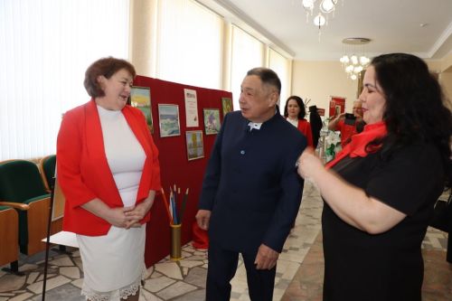 Илһамнары һәм эчкерсезлеге белән тормышыбызны онытылмаслык тәэсирләр бүләк итүчеләр