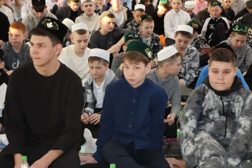 Сабада мәктәп укучылары өчен районкүләм ифтар узды