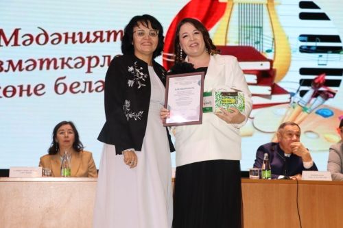 Илһамнары һәм эчкерсезлеге белән тормышыбызны онытылмаслык тәэсирләр бүләк итүчеләр