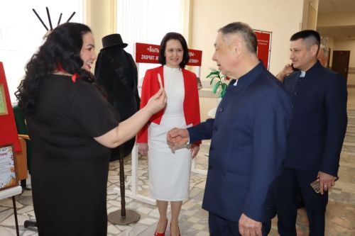 Илһамнары һәм эчкерсезлеге белән тормышыбызны онытылмаслык тәэсирләр бүләк итүчеләр