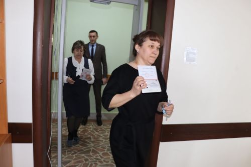 Әти-әниләр дә БДИ тапшырды