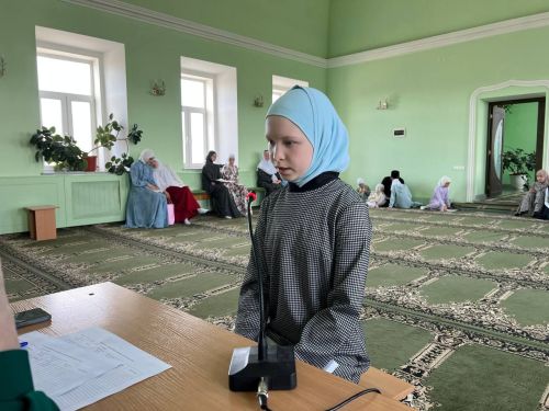 Сабада балалар өчен Азан әйтү һәм вәгазь сөйләү бәйгесендә 40лап бала катнашты