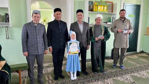 Сабада балалар өчен Азан әйтү һәм вәгазь сөйләү бәйгесендә 40лап бала катнашты