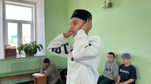Сабада балалар өчен Азан әйтү һәм вәгазь сөйләү бәйгесендә 40лап бала катнашты