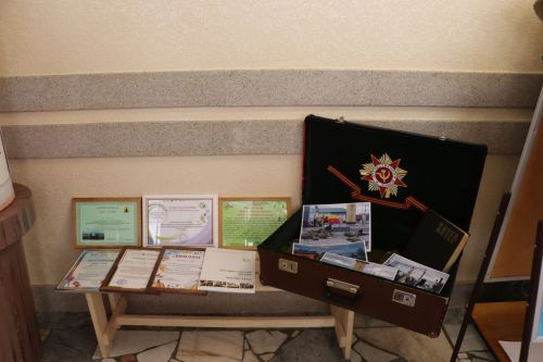 Район башлыгы Рәис Миңнеханов гүзәл затларыбызны бәйрәм белән котлады
