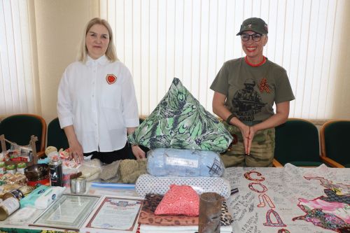 Район башлыгы Рәис Миңнеханов гүзәл затларыбызны бәйрәм белән котлады