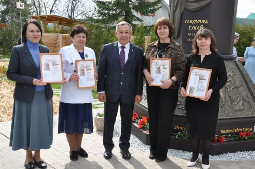 Безне Тукай тәрбияли