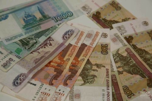 Татарстанда кайбер кешеләргә июньдә хезмәт хакын иртәрәк бирәчәкләр