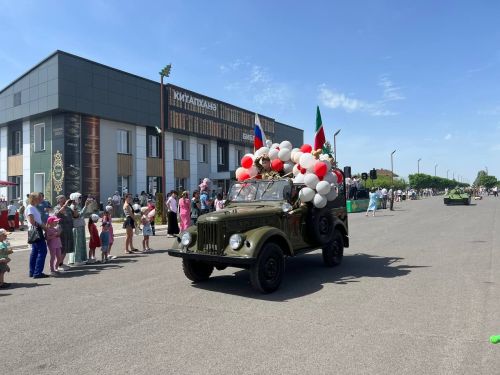 Балаларны яклау көнендә Сабада коляскалар парады узды