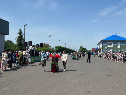 Балаларны яклау көнендә Сабада коляскалар парады узды