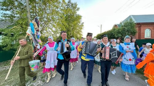 Шәмәрдәндә  күптармаклы  җитештерү предприятиесе коллективы бирнә җыюны бәйрәмчә оештырды