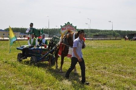 Сабантуй бирнә җыюдан башлана