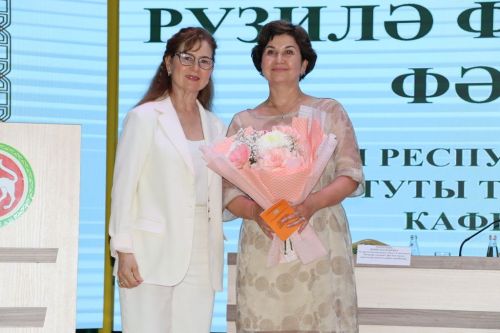 Сабада туган телләрне саклау һәм үстерү турында  сөйләштеләр