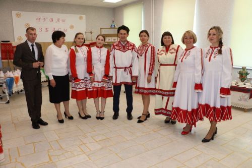 Сабада туган телләрне саклау һәм үстерү турында  сөйләштеләр