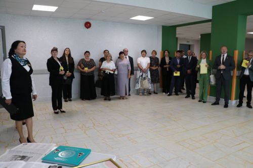 Сабада туган телләрне саклау һәм үстерү турында  сөйләштеләр